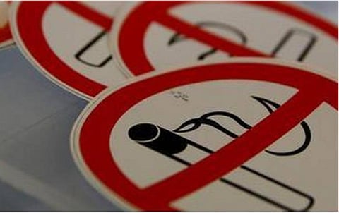 விமான நிலையம், உணவு விடுதியில் உள்ள புகைப்பிடிப்பதற்கான பகுதியை நீக்க மருத்துவர்கள் வேண்டுகோள்