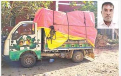 பட்டுக்கோட்டையில் பழைய பேப்பர் கடையில் பாடப் புத்தகங்களை எடைக்கு விற்ற கல்வி துறை ஊழியர் கைது