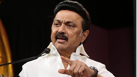 தேர்தல் பிரச்சாரத்தைத் தொடங்கும் ஸ்டாலின்: அண்ணா, கருணாநிதி நினைவிடங்களில் அஞ்சலி