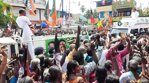 தேர்தல் பிரச்சாரத்தில் பேசிய முதல்வர் பழனிசாமி.