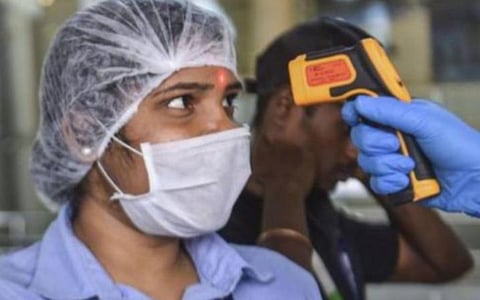 கோவையில் மீண்டும் வேகமாகப் பரவும் கரோனா: பாதிப்பு எண்ணிக்கை ஒரே நாளில் 100-ஐக் கடந்தது