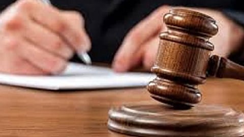 சிவகங்கை மாவட்டத்தில் தேர்தல் விதிமீறல் தொடர்பாக 41 வழக்கு: 90 புகார்கள் மீது விசாரித்து நடவடிக்கை