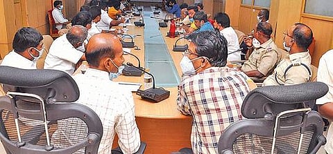 ‘திருப்பூர் தெற்கு சட்டப்பேரவைத் தொகுதியில்  110 வாக்குச் சாவடிகள் பதற்றமானவை’ :