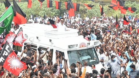 அமைச்சர்களாக உள்ள 3 'மணி'களுக்கும் பணம்தான் குறிக்கோள்: பிரச்சாரத்தில் ஸ்டாலின் பேச்சு