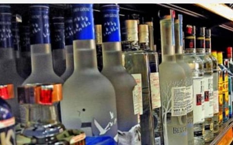 மதுபானங்களுக்கு கரோனா வரி; மறு உத்தரவு வரும் வரை புதுச்சேரியில் நீட்டிப்பு- தமிழகத்துக்கு இணையாகவே விலை