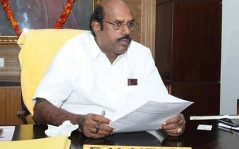 தி.மலையில் அதிமுக மீதான விமர்சனத்தை தவிர்க்கும் எ.வ.வேலுவின் தேர்தல் வியூகம்: பாஜக மீது அதிருப்தியில் உள்ள ரத்தத்தின் ரத்தங்களை ஈர்க்க முயற்சி 