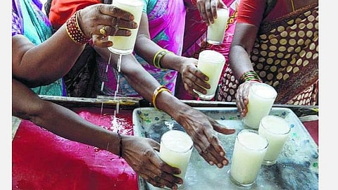 இயல்புக்கு மாறாக அதிகமாக வியர்க்கும்:கடலோர மாவட்டங்களில் வசிப்போருக்கு வானிலை ஆய்வு மையம் அறிவுறுத்தல் 