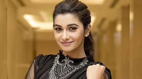 சர்ஜுன் இயக்கத்தில் ப்ரியா பவானி சங்கர் 