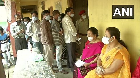 3-ம் கட்டத் தேர்தல்: மேற்குவங்கத்தில் 77.68%  - அசாமில்  80.32% வாக்குப்பதிவு; 6 மணி நிலவரம்