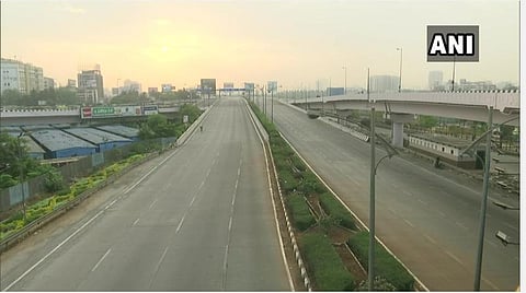 2 நாள் முழு ஊரடங்கு அமல்: வெறிச்சோடியது மும்பை