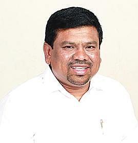 நவாஸ்கனி எம்.பி.