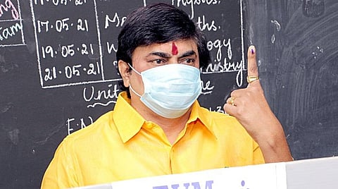 ஹாட் லீக்ஸ்: பாலாஜியை பதறவிட்ட திமுக!