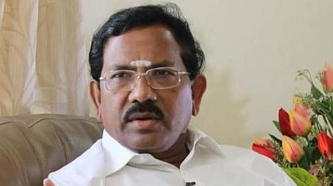 அரக்கோணம் இரட்டைக் கொலையை சாதிப் பிரச்சினையாக்க முயற்சி: அமைச்சர் மாஃபா பாண்டியராஜன் குற்றச்சாட்டு