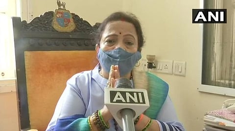 கரோனாவை கும்பமேளா பிரசாதமாக கொடுத்து விடாதீர்கள்: மும்பை மேயர் வலியுறுத்தல்