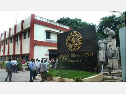 அதிகரிக்கும் கரோனா பரவல்; உதவி பொறியாளர்கள் கணினி தேர்வு ஒத்திவைப்பு: மின்வாரியம் அறிவிப்பு