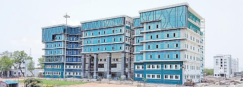 விருதுநகரில் கட்டுமானப் பணிகள் நிறைவடையும் தருவாயில் உள்ள அரசு மருத்துவக் கல்லூரி.