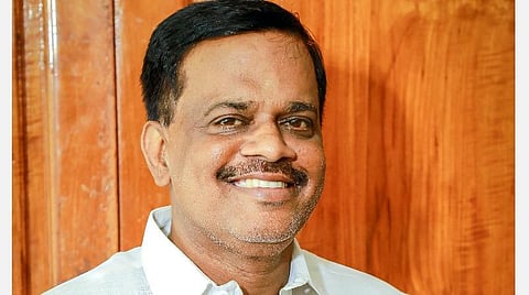 ஹாட் லீக்ஸ்: தடம் மாறிய தளவாய் பணம்