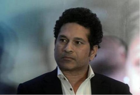 கரோனாவில் இருந்து மீண்டவர்கள் பிளாஸ்மா தானம் செய்யுங்கள்: பிறந்த நாளில் சச்சின் வேண்டுகோள்