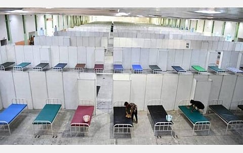 தனியார் மருத்துவமனைகள் அறுவை சிகிச்சைகளை தள்ளிவைத்து 50% படுக்கைகளை கரோனா சிகிச்சைக்கு ஒதுக்க வேண்டும்: தமிழக அரசு அரசாணை வெளியீடு