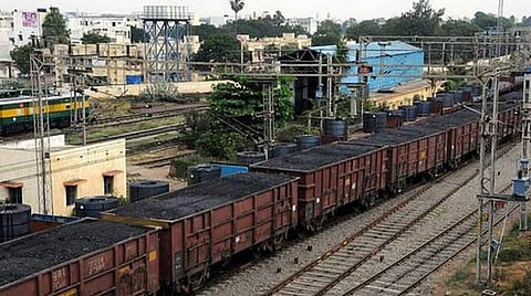 ஆன்லைன் மூலம் சரக்கு கட்டணம் செலுத்துவது எப்படி? - ரயில்வே விதிமுறை அறிவிப்பு