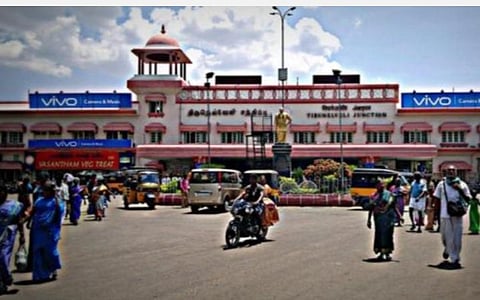 நெல்லை மாவட்டத்தில் 5 சட்டப்பேரவைத் தொகுதிகளில் மகுடம் சூட்டப்போவது யார்?