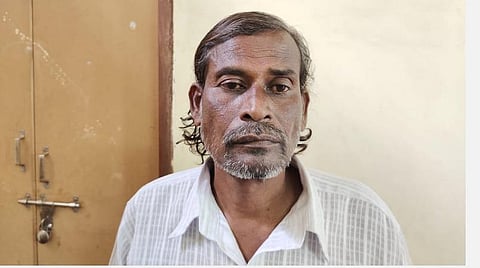 முருகேசன்.