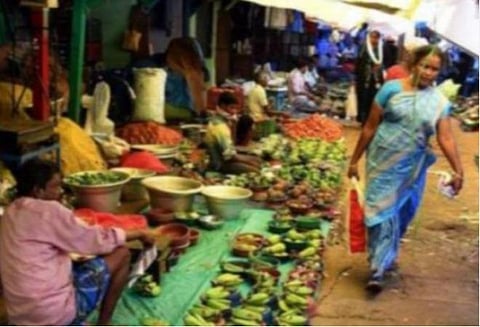 மீண்டும் நாளை முதல் மூடப்படும் திருச்சி காந்தி மார்க்கெட்: வழக்கம்போல் முரண்டு பிடிக்கும் வியாபாரிகள்