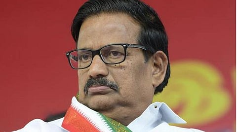 காங்கிரஸ் சட்டப்பேரவை கட்சித் தலைவர் பதவிக்கு எம்எல்ஏக்களிடையே கடும் போட்டி: சோனியா காந்தி முடிவெடுப்பார் என கே.எஸ்.அழகிரி அறிவிப்பு