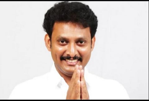 12-ம் வகுப்புப் பொதுத்தேர்வு, 10-ம் வகுப்பு மதிப்பெண்கள்: அமைச்சர் அன்பில் மகேஷ் தலைமையில் ஆலோசனை