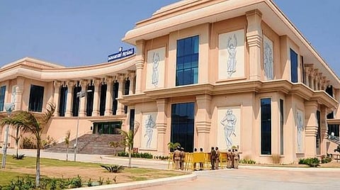 தற்காலிக தலைவராக கு.பிச்சாண்டி பதவியேற்பு; தமிழக சட்டப்பேரவை இன்று கூடுகிறது: புதிய எம்எல்ஏக்கள் பதவியேற்கின்றனர்