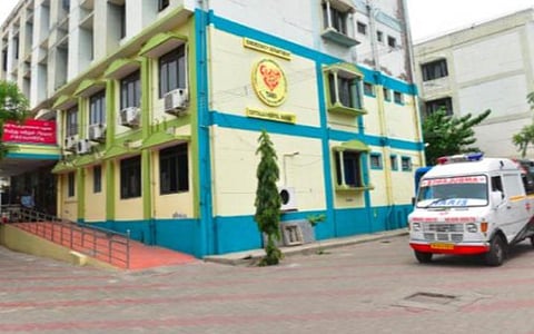 கரோனா சிகிச்சைக்கான மருத்துவக் கட்டமைப்புகளை மேம்படுத்த சென்னையைப் போல் மதுரைக்கும் தமிழக அரசு முக்கியத்துவம் கொடுக்குமா?