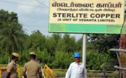 ஸ்டெர்லைட் ஆக்சிஜன் உற்பத்தி நிலைய தொழில்நுட்பக் கோளாறை சரி செய்யும் பணியில் இஸ்ரோ வல்லுநர் குழு: ஓரிரு தினங்களில் உற்பத்தி தொடங்கும் என எதிர்பார்ப்பு