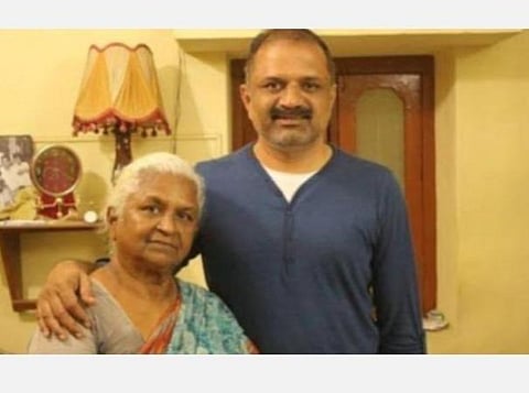 பேரறிவாளனுக்கு நீண்ட விடுப்பு வழங்க வேண்டும்: முதல்வருக்கு அற்புதம்மாள் கோரிக்கை