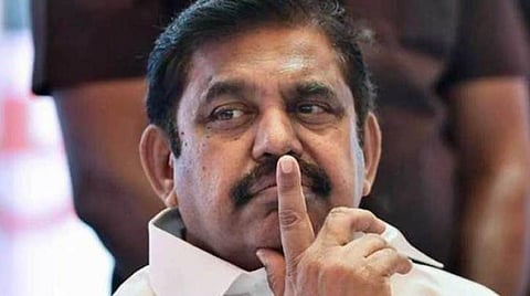 வலைதளங்களில் பழனிசாமி குறித்து அவதூறு: அதிமுக வழக்கறிஞர் அணியினர் காவல் ஆணையரிடம் புகார்