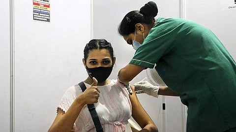 18-44 வயது பிரிவில் ஒரு கோடி பயனாளிகளுக்கு கோவிட் தடுப்பூசி