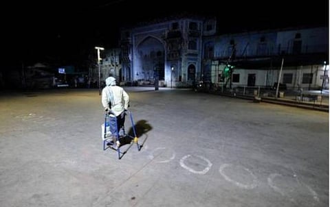 குஜராத்தில் 36 நகரங்களில் இரவு நேர ஊரடங்கு தளர்வு