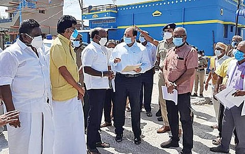 ஆண்டிபட்டி அருகே மணியக்காரன்பட்டி கிராமத்தில் ஆய்வு செய்த அமைச்சர் மா.சுப்பிரமணியன்.