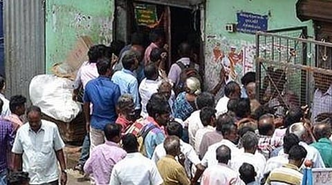 3,500 மதுபானக் கடைகளில் சிசிடிவி கேமரா பொருத்தப்பட்டது: டாஸ்மாக் அதிகாரி தகவல்