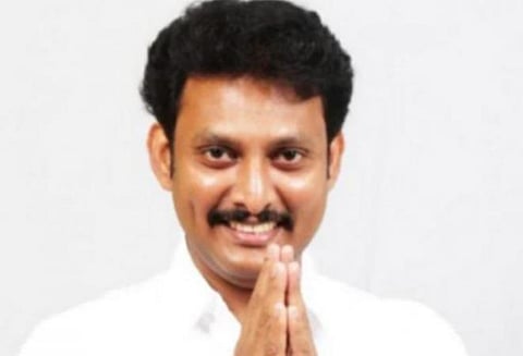 பிளஸ் 2 தேர்வு நிச்சயம் நடைபெறும்; நேரடித் தேர்வுதான்; தேதியை மாநில அரசே முடிவு செய்யும்: அமைச்சர் அன்பில் மகேஸ் பொய்யாமொழி பேட்டி