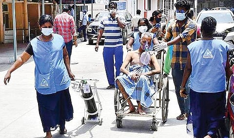 ரெம்டெசிவிர் தேவையில்லை; ஸ்டீராய்டில் கவனம் தேவை: அறிகுறி புறக்கணிப்பு கூடாது - டாக்டர் சிவப்பிரகாஷ் நேர்காணல்