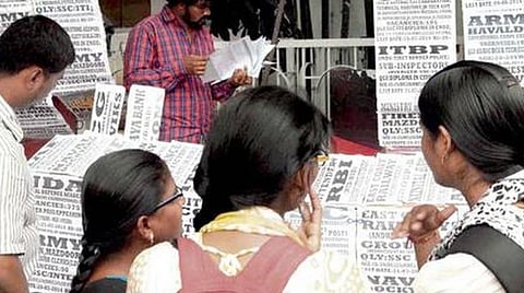 2017 முதல் 3 ஆண்டுகள் புதுப்பிக்க தவறியவர்கள் வேலைவாய்ப்பு பதிவை புதுப்பிக்க 3 மாதம் அவகாசம்: தமிழக அரசு உத்தரவு