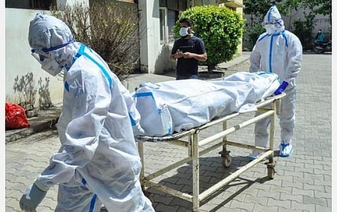 கரோனாவால் உயிரிழக்கும் பத்திரிகையாளர்களின் வாரிசுகளுக்கு ரூ.10 லட்சம் நிதி வழங்க அரசாணை வெளியீடு