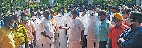 விழுப்புரத்தில் உள்ள முக்தி நகராட்சி எரிவாயு தகன மேடை வளாகத்தில் அமைச்சர் பொன்முடி ஆய்வு செய்தார்.