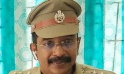 கரோனா தொற்றால் புளியங்குடி டிஎஸ்பி உயிரிழப்பு: எஸ்.பி., காவல்துறையினர் அஞ்சலி