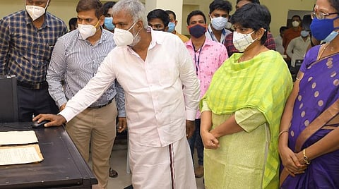 டிஜிட்டல் ஸ்கேனிங் திட்டத்தைத் தொடங்கி வைத்தார் அமைச்சர் சேகர்பாபு.