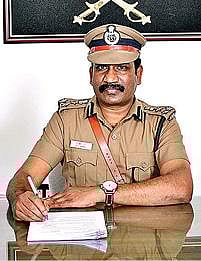 வேலூர் சரக டிஐஜியாக ஏ.ஜி.பாபு பொறுப்பேற்றுக் கொண்டார்.