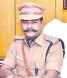 த.செந்தில்குமார்.