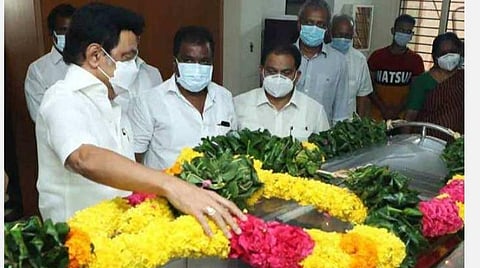 எம்.ஜி.ஆர். படங்களுக்கு திரைக்கதை எழுதியவர்: திரைப்பட இயக்குநர் சொர்ணம் மறைவு: முதல்வர் மு.க.ஸ்டாலின் அஞ்சலி