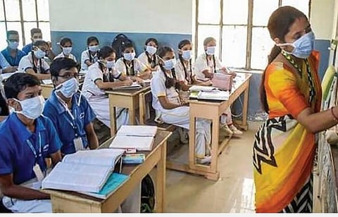 11ஆம் வகுப்புக்கு நுழைவுத் தேர்வா?- விரும்பும் பாடப்பிரிவில் மாணவர் சேர்க்கை: பொதுப் பள்ளிக்கான மாநில மேடை கோரிக்கை