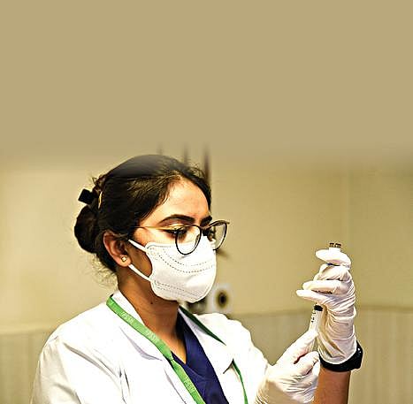 சமூகத் தடுப்பாற்றல்தான் ஒரே வழியா?